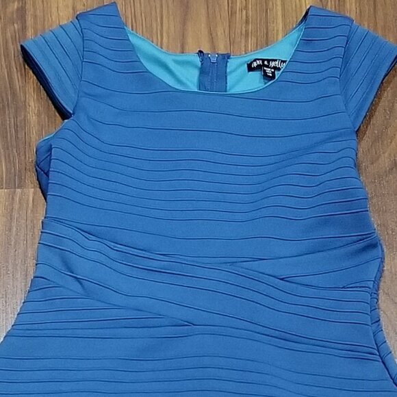 Girls' Ava & Yelly Fit and Flare Skater Dress, Size 16, EUC - Picture 4 of 10